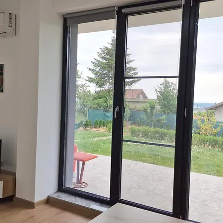 Case de vacanță уютный Ray в варне *