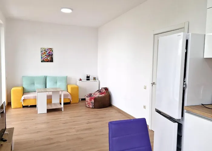 уютный Ray в варне