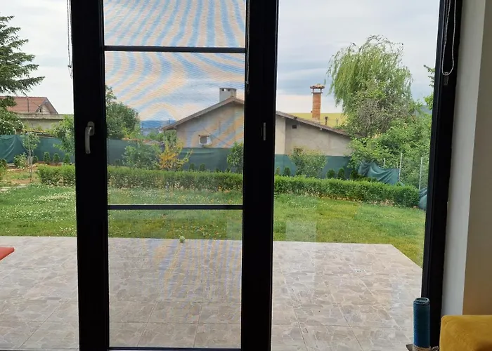 уютный Ray в варне Holiday home *